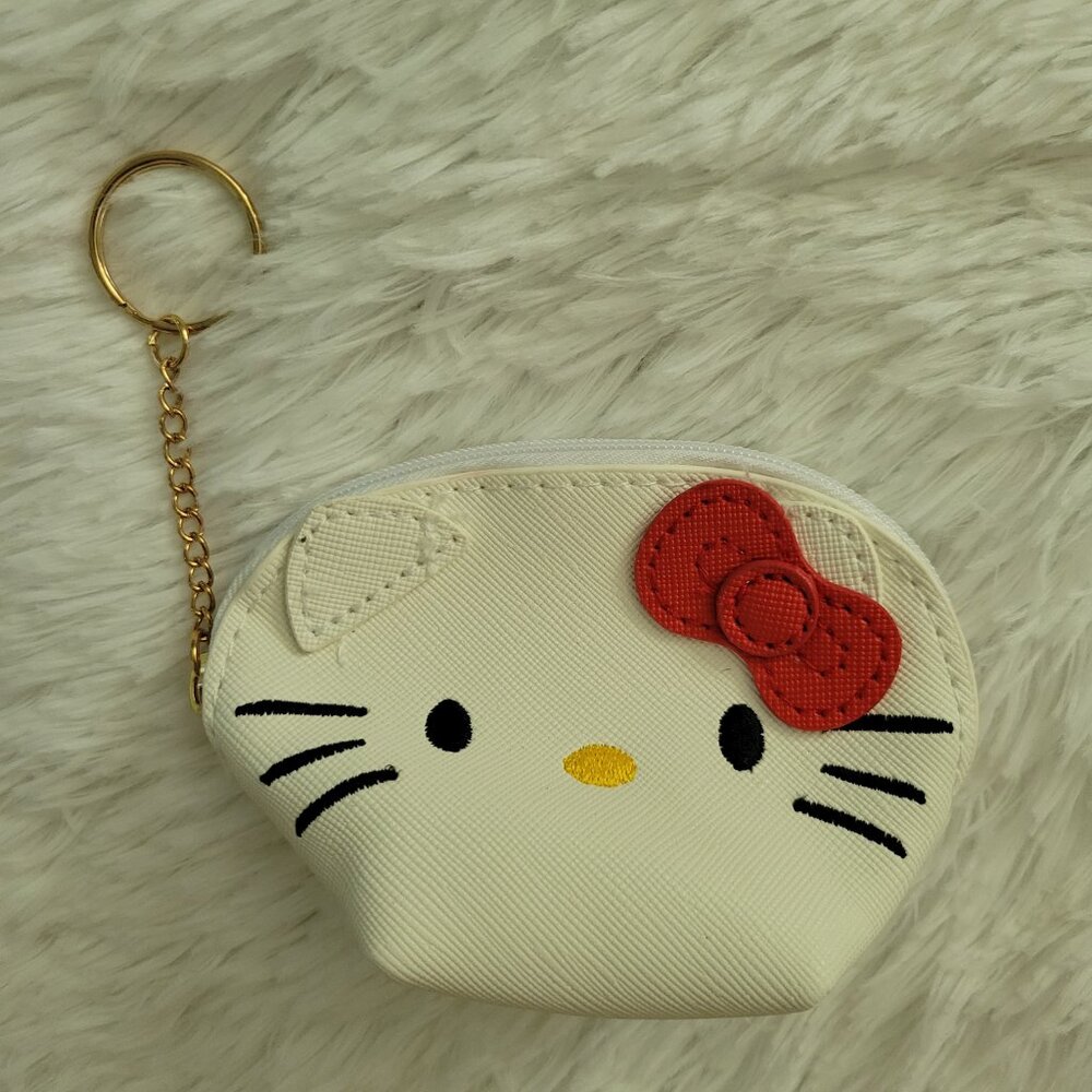 Hello Kitty Coin Purse - Picture 3 of 7